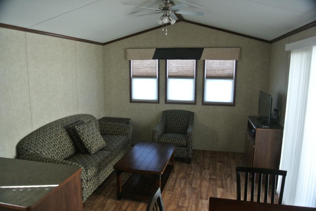 Sherkston Shores Beach Resort Port Colborne Room photo