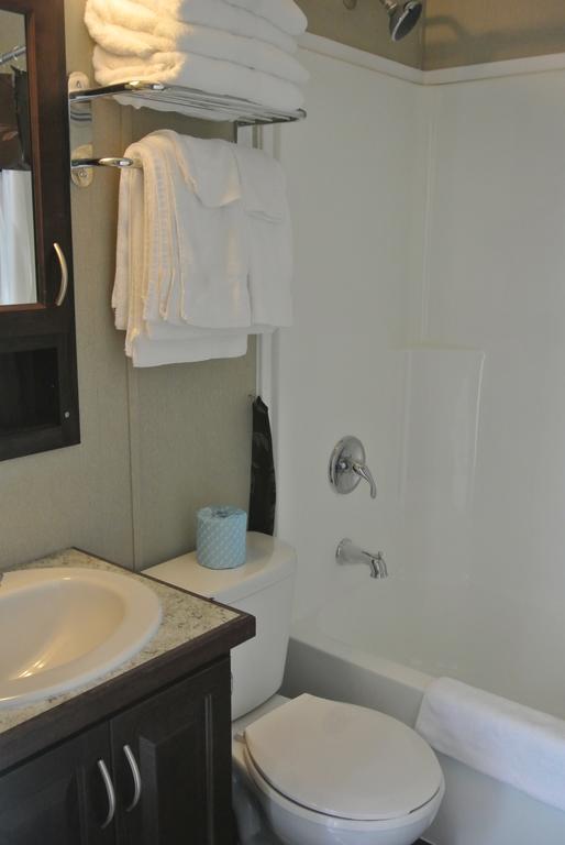 Sherkston Shores Beach Resort Port Colborne Room photo